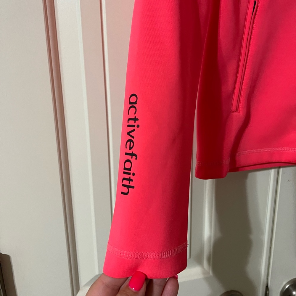 ActiveFaith Jacket - Size M - Picture 4 of 8